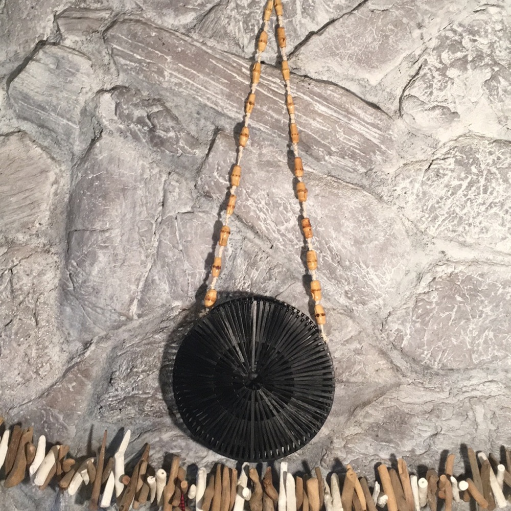 Black round bamboo with rope/bamboo strap - Picture 2 of 8